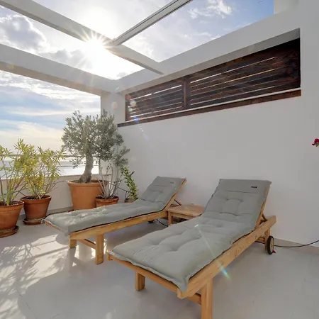 Apartment Jacaranda - Big Terrace & Swimming Pool